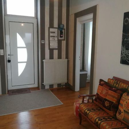 Comme Chez Vous Apartment Ruelle-sur-Touvre Екстериор снимка