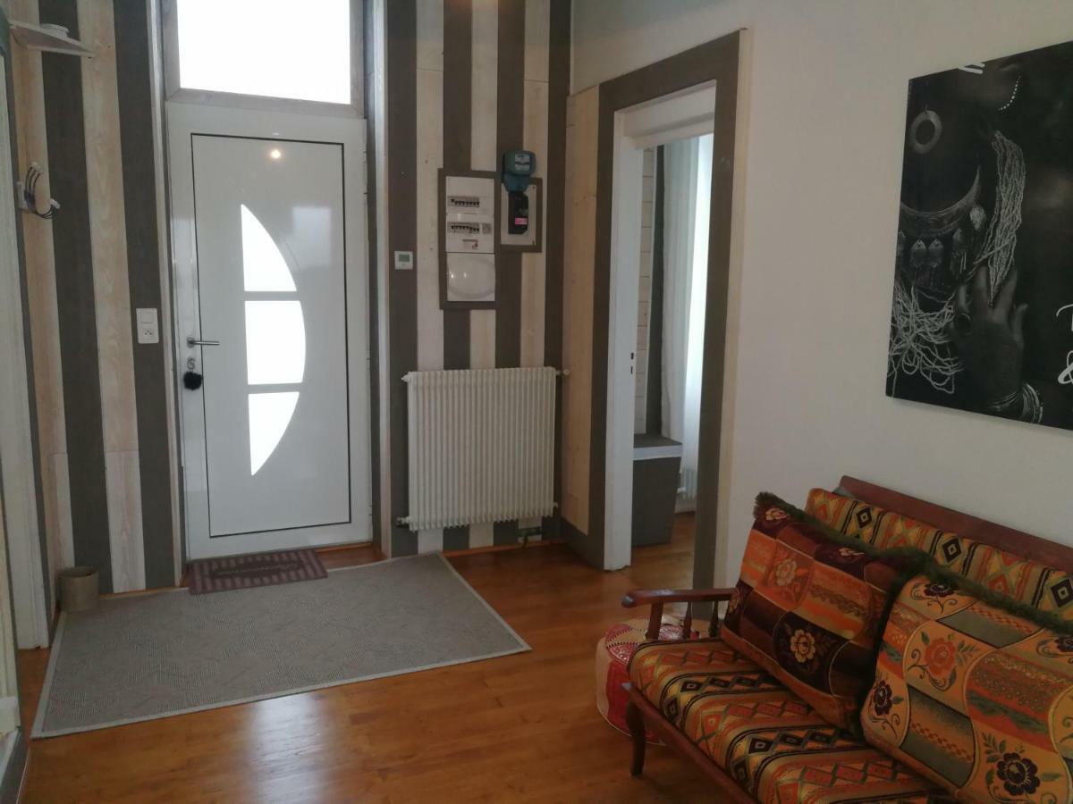 Comme Chez Vous Apartment Ruelle-sur-Touvre Екстериор снимка